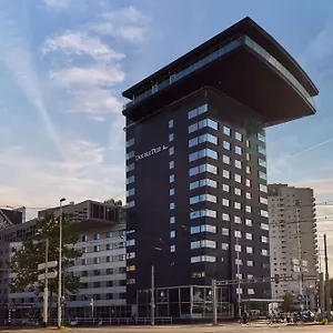 Doubletree By Hilton Centre Hotel